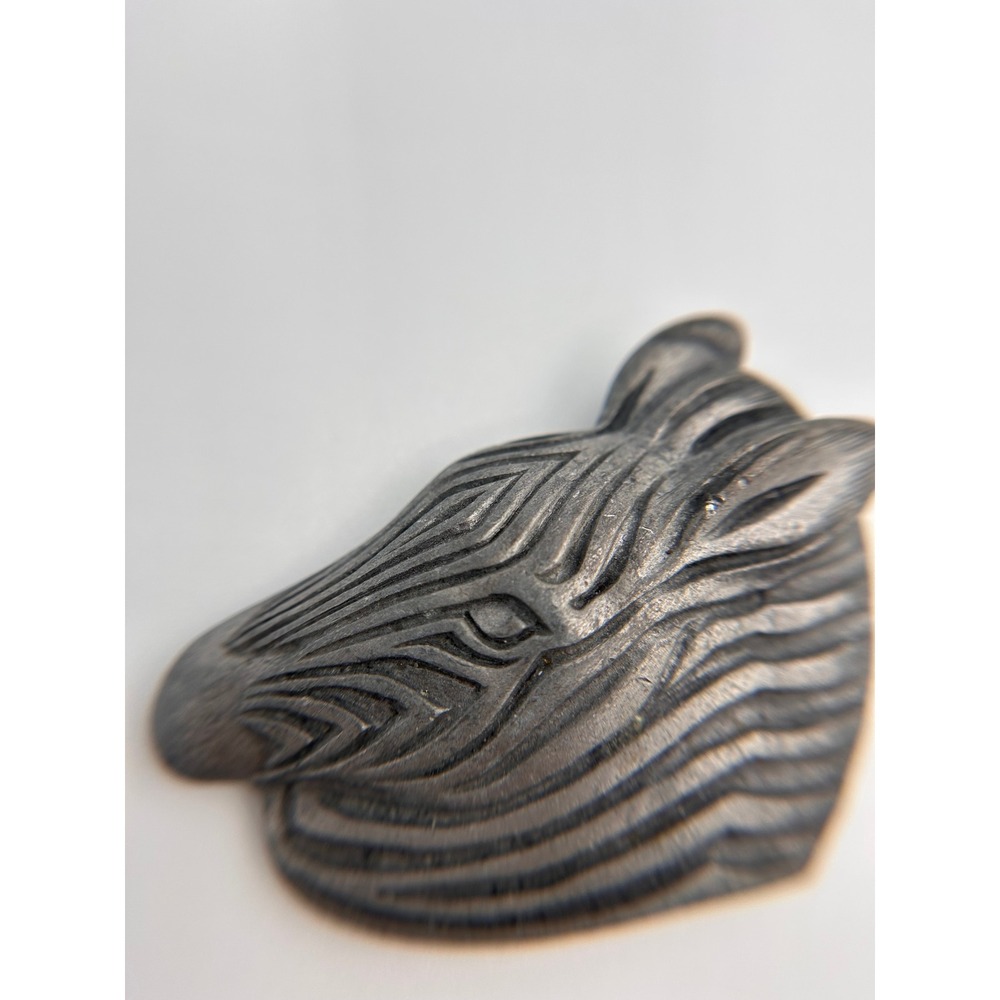 Unbranded Zebra Brooch Unisex OS Silver Good Vintage Animal Head Lapel Pin